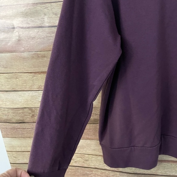 Eddie Bauer Women’s Crew Neck Plum Purple-Sweatshirt Polyester Rayon SOFT Large - Picture 8 of 8